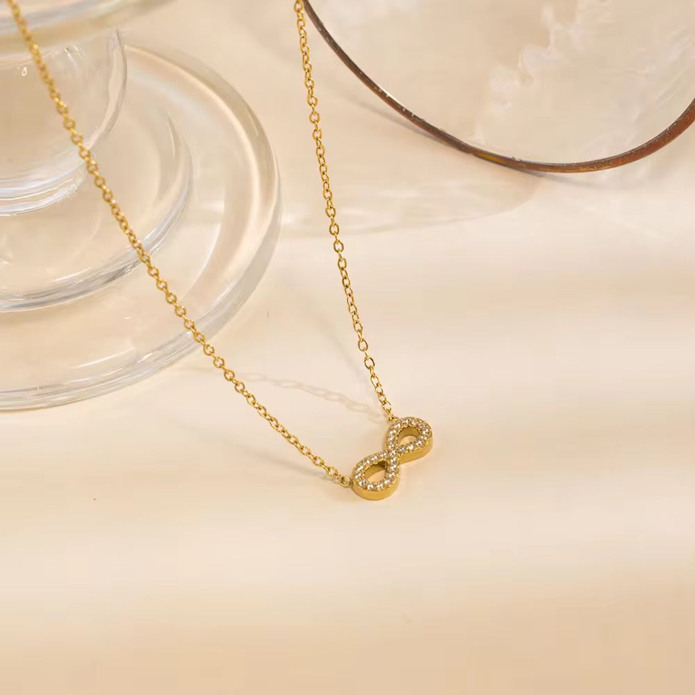 SERENE NECKLACE