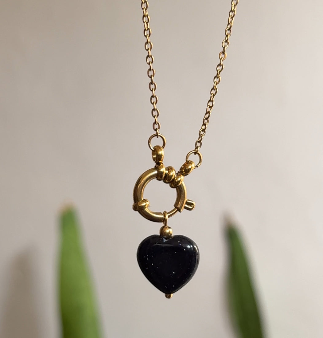 HEART STONE CHARM