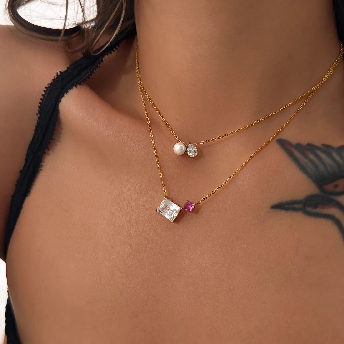ALERA NECKLACE