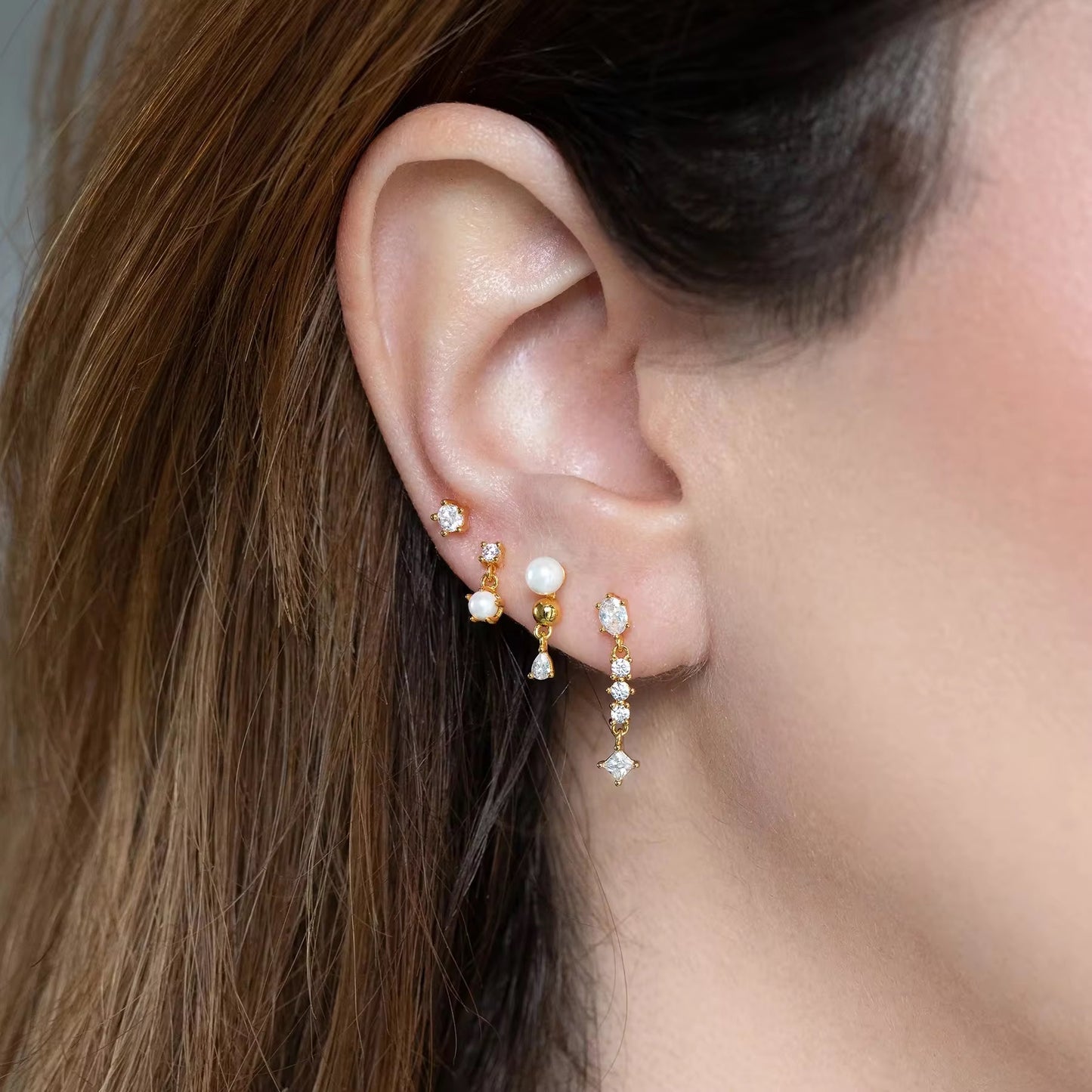 VEYNA EARRINGS ( SET OF 4)