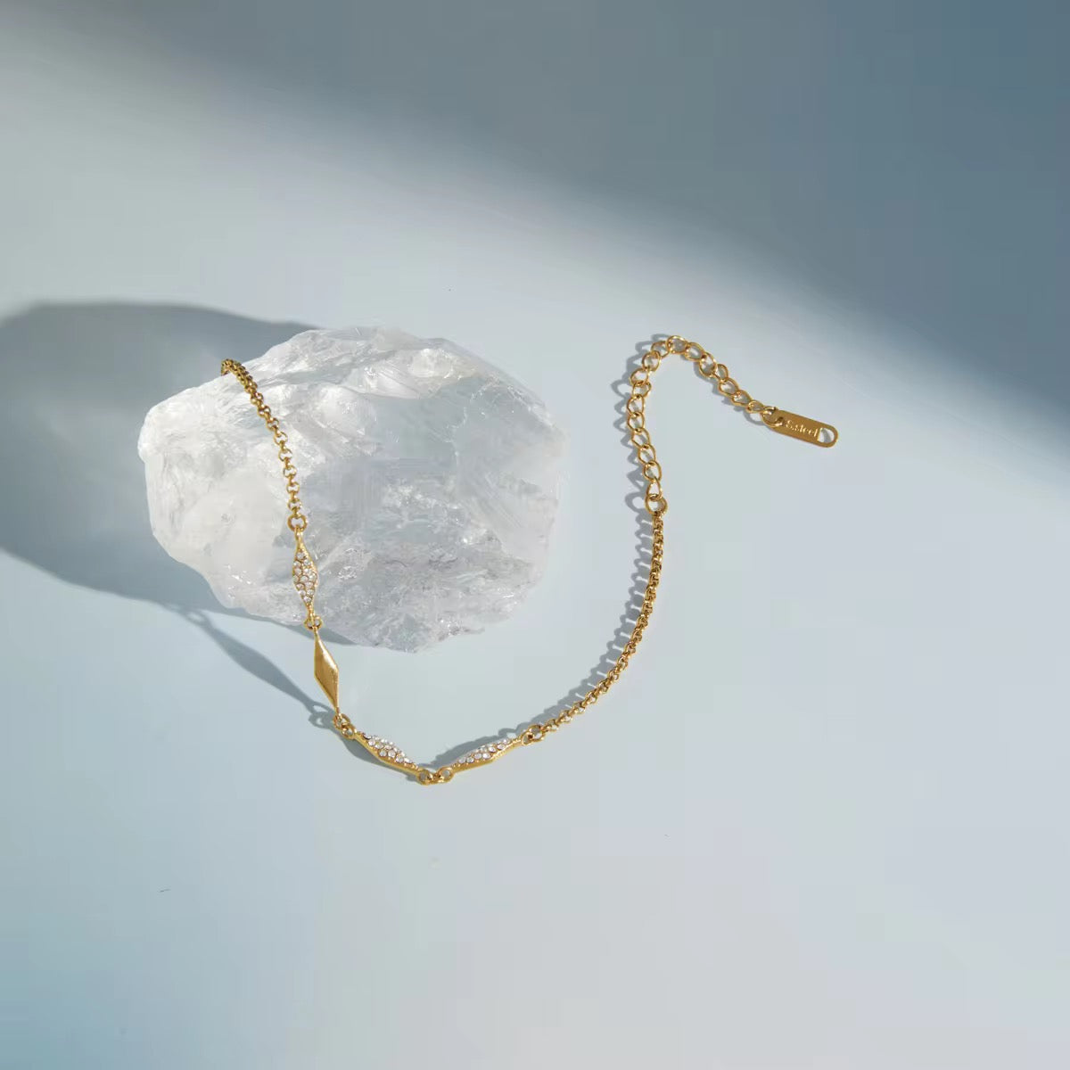 ASTER BRACELET