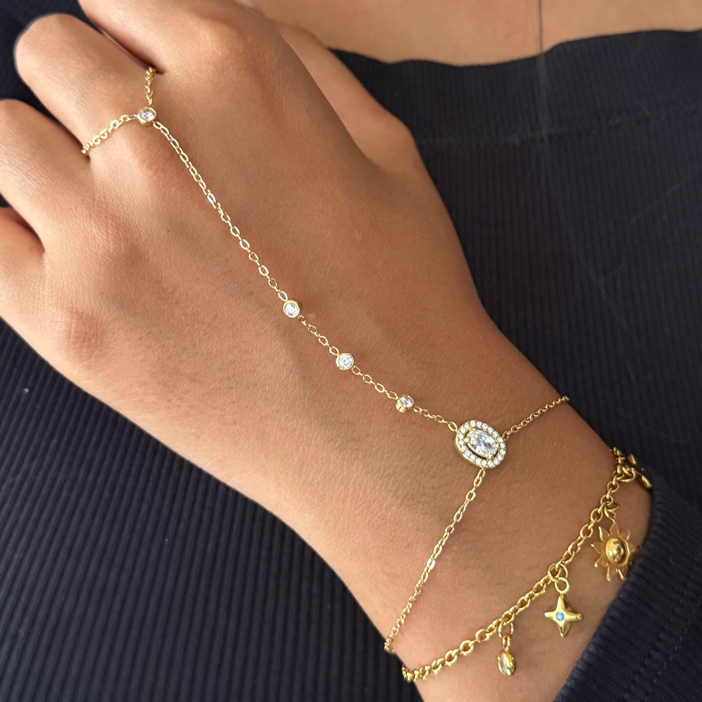 JEAN HANDCHAIN