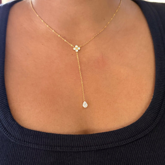BUD NECKLACE