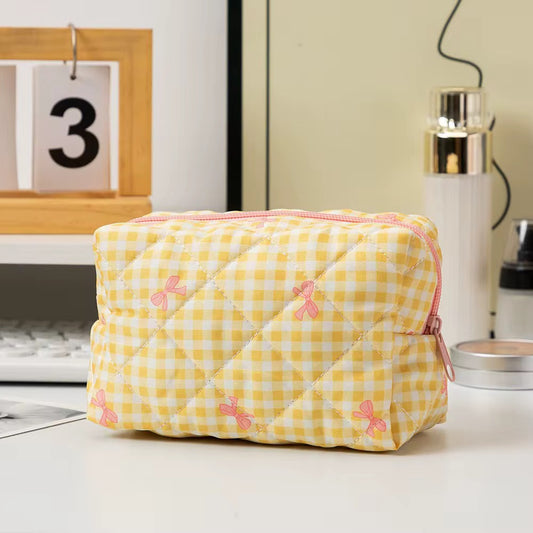 KNOT POUCH ( YELLOW)