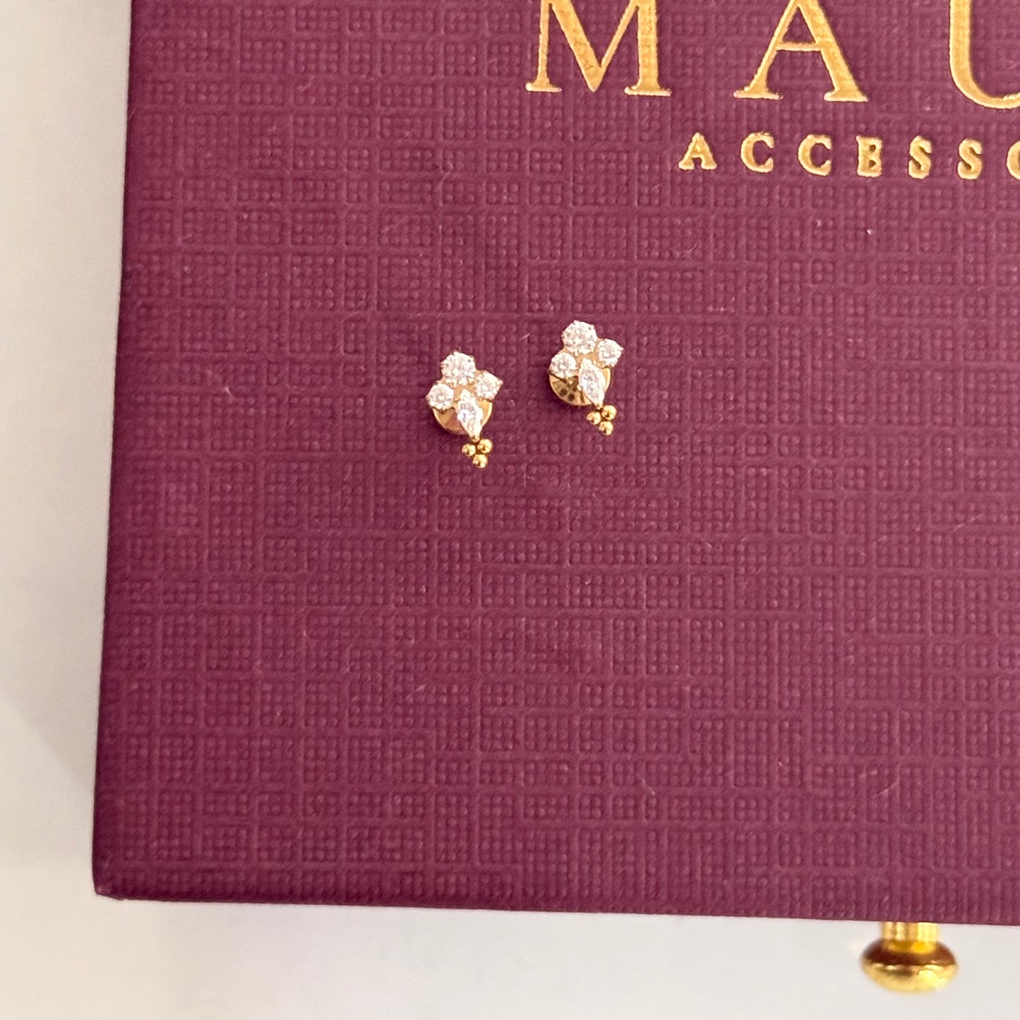HERMOINE STUDS (PAIR)