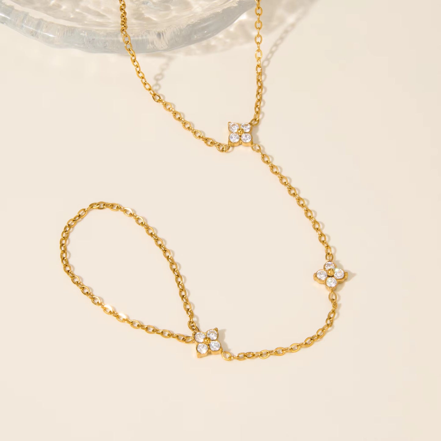 VALARIE HANDCHAIN