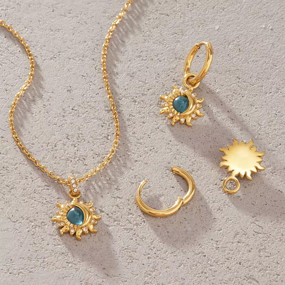 ATHY NECKLACE