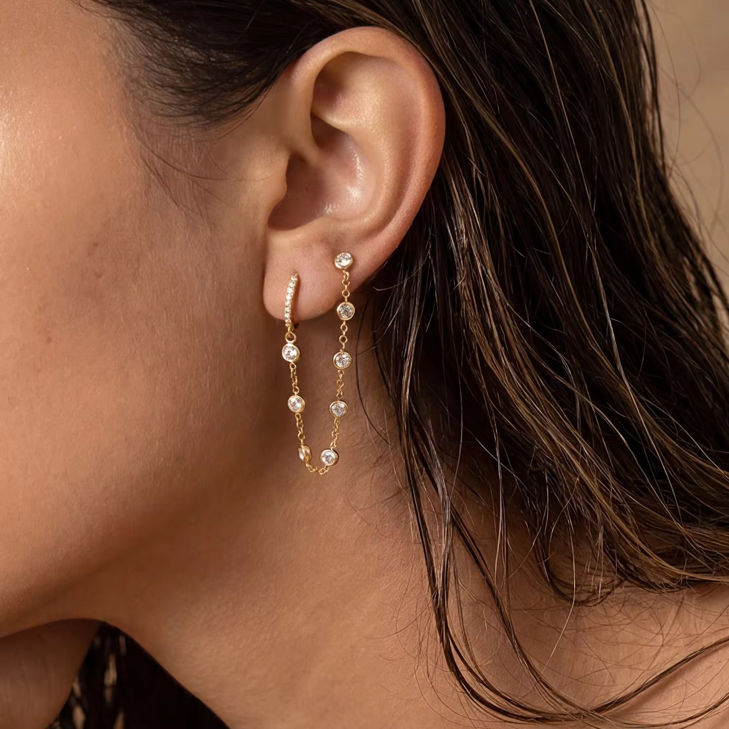 MIDNIGHT EARRINGS ( WHITE)