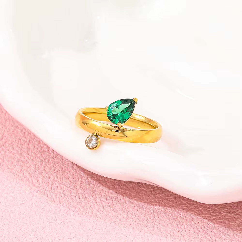 LEAF RING