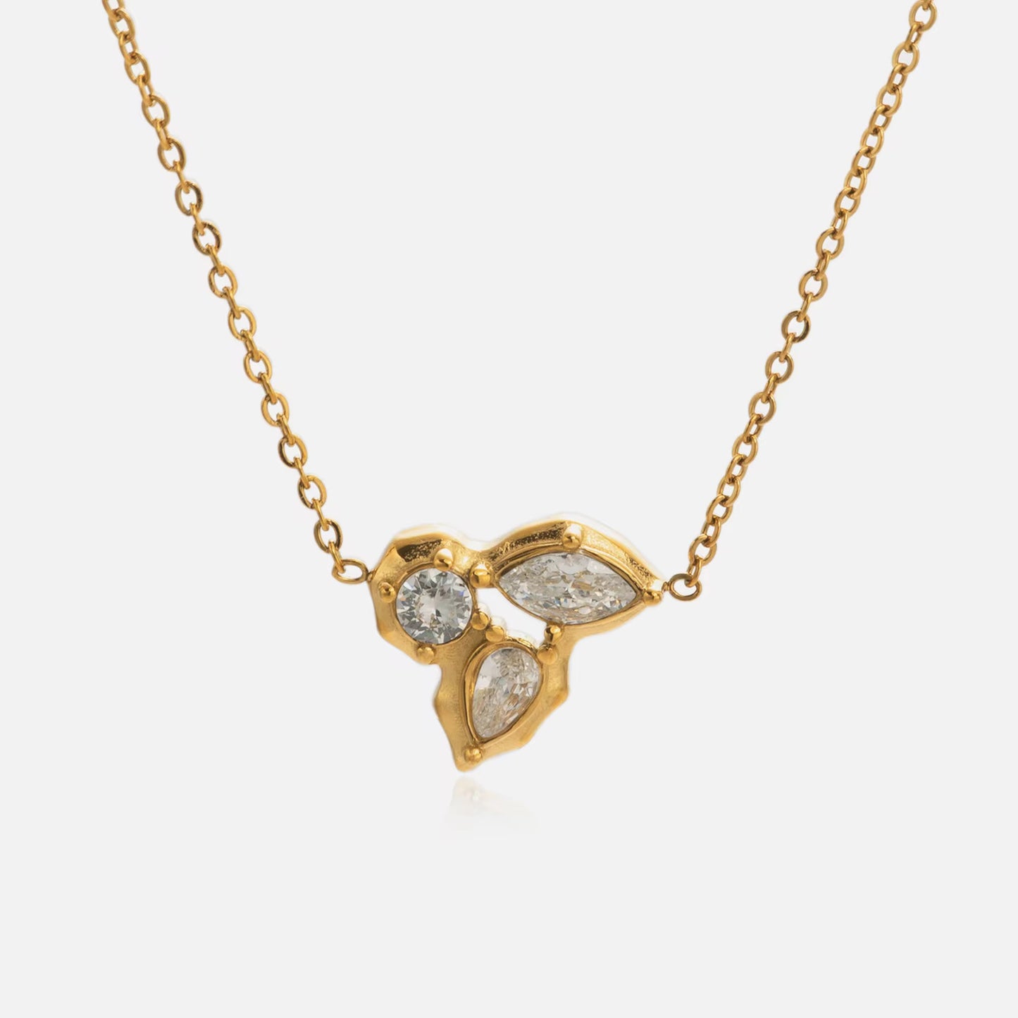 SOLRIA NECKLACE