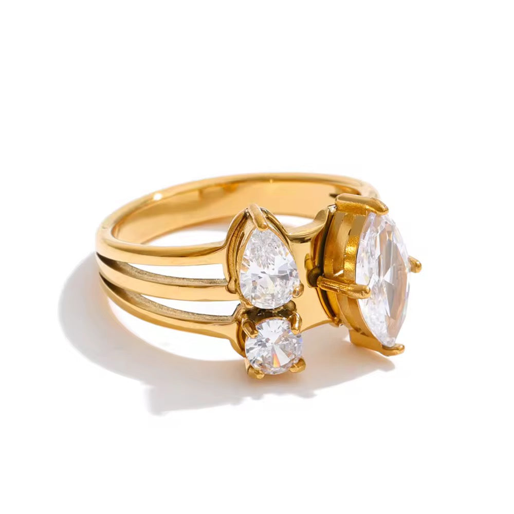 ALEXIS RING