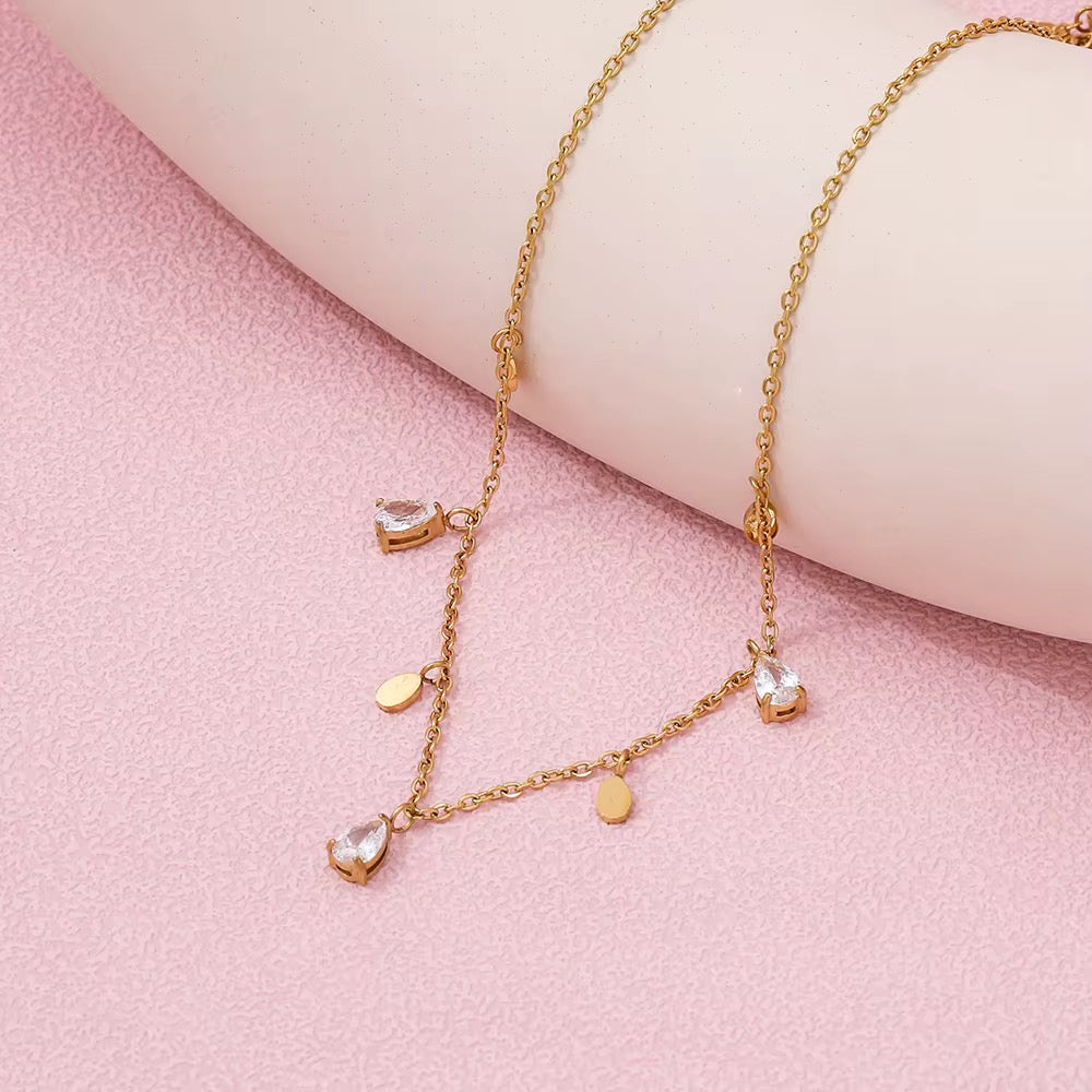 MYRA NECKLACE