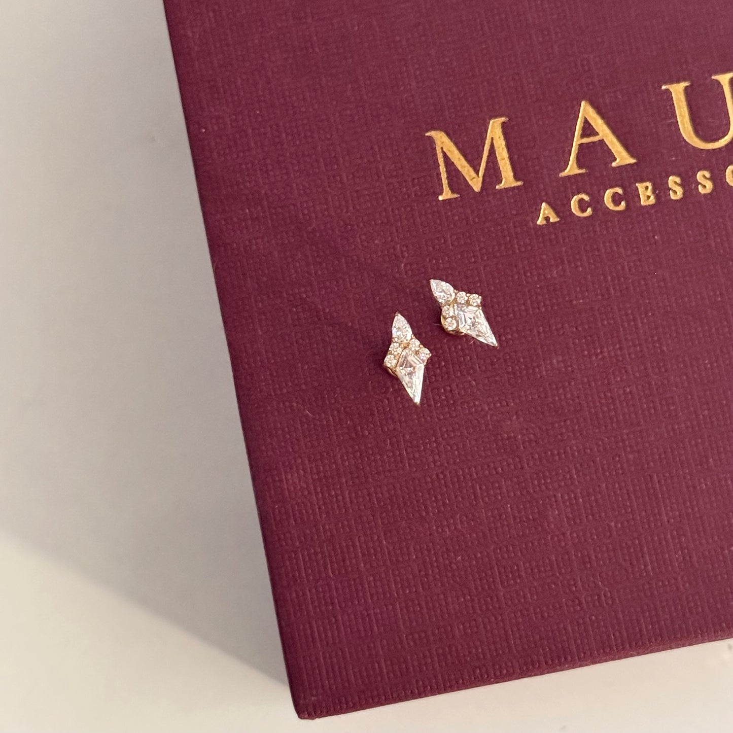 ANNIKA STUDS (PAIR)