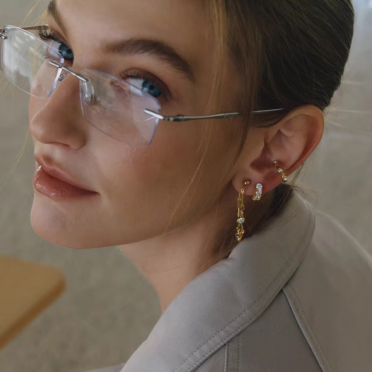 EVE EARRINGS