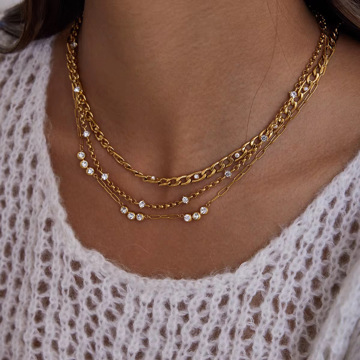 LIORA NECKLACE