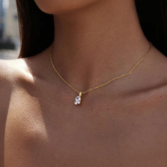 VALORA NECKLACE
