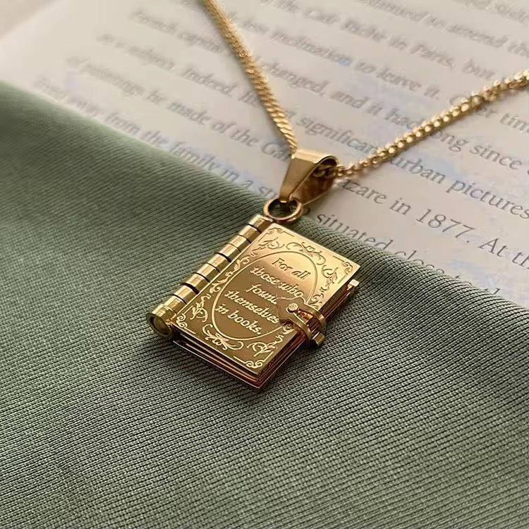 BOOK LOVERS NECKLACE (ENGRAVABLE )