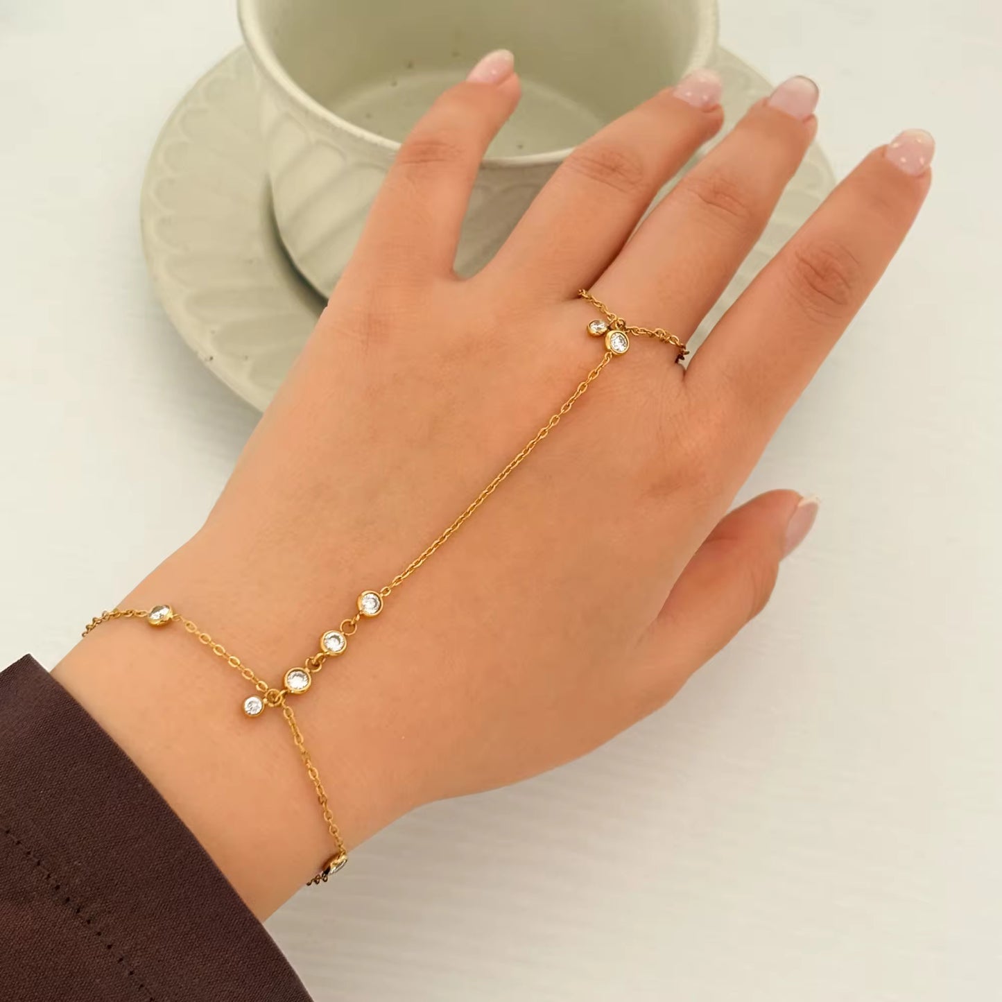 DUCHESS HANDCHAIN