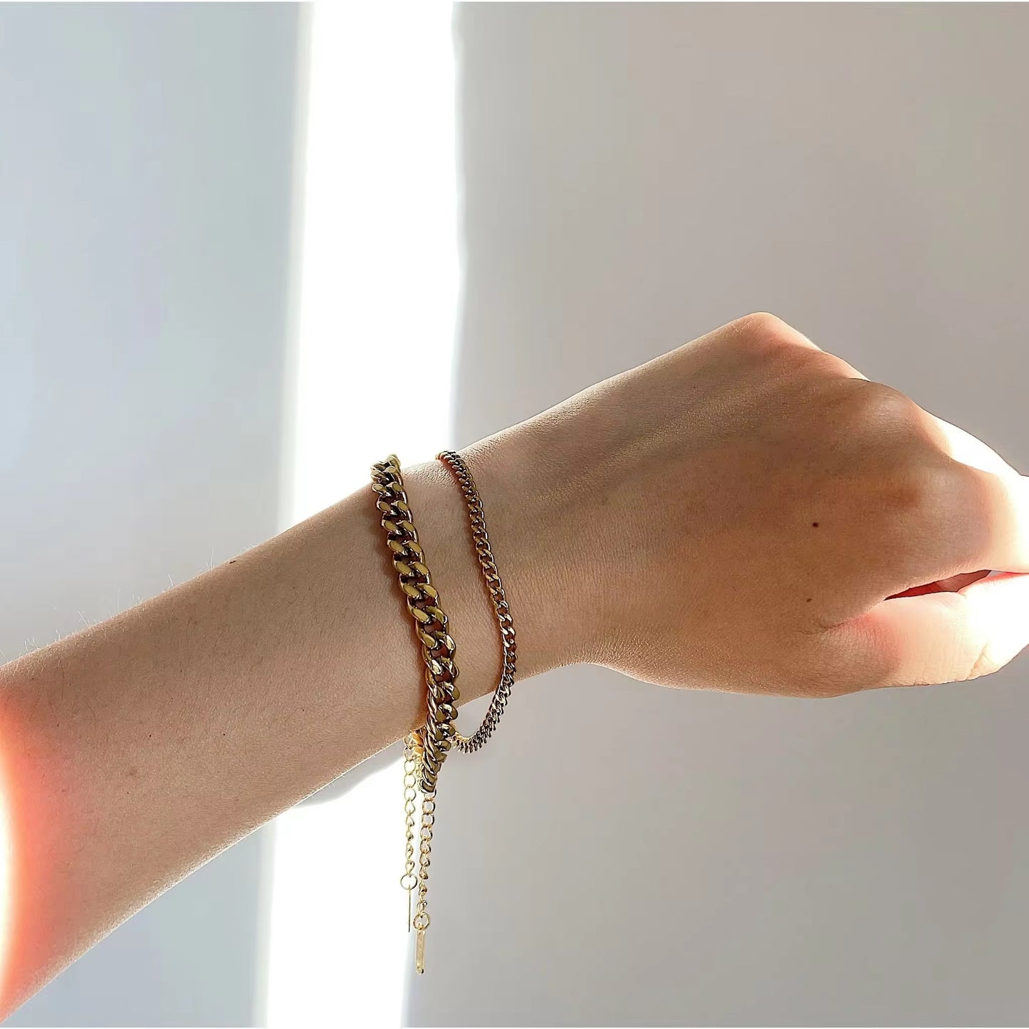 CURB BRACELET