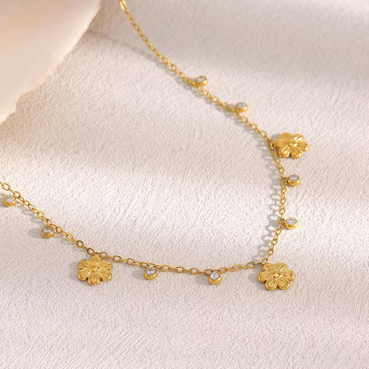 EMMA NECKLACE