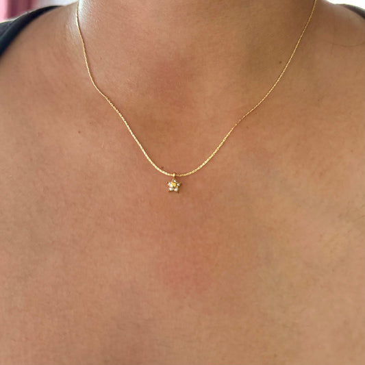 BUD NECKLACE