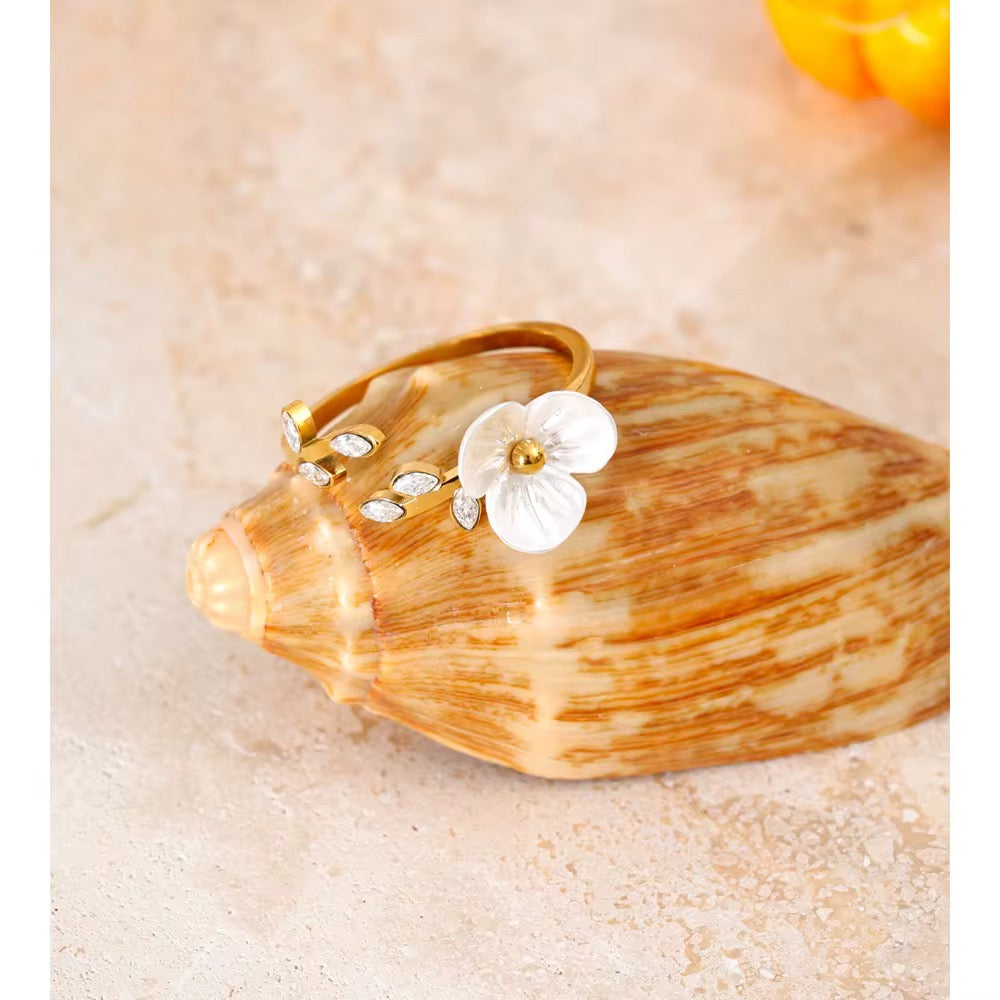 HARMONY RING