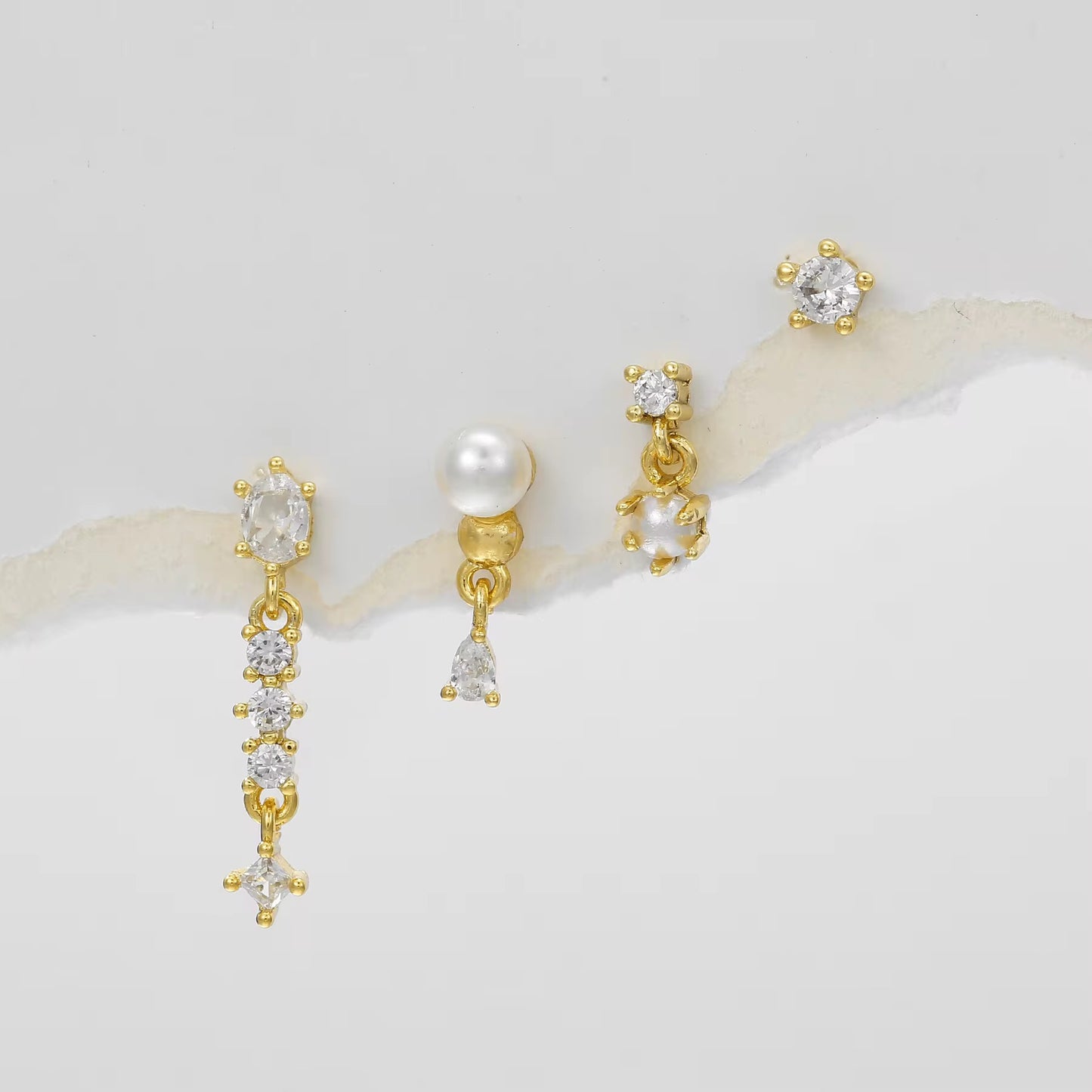 VEYNA EARRINGS ( SET OF 4)