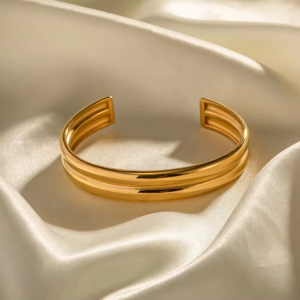 MUSE CUFF BRACELET