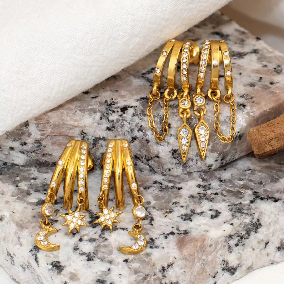DAPHNE EARRINGS