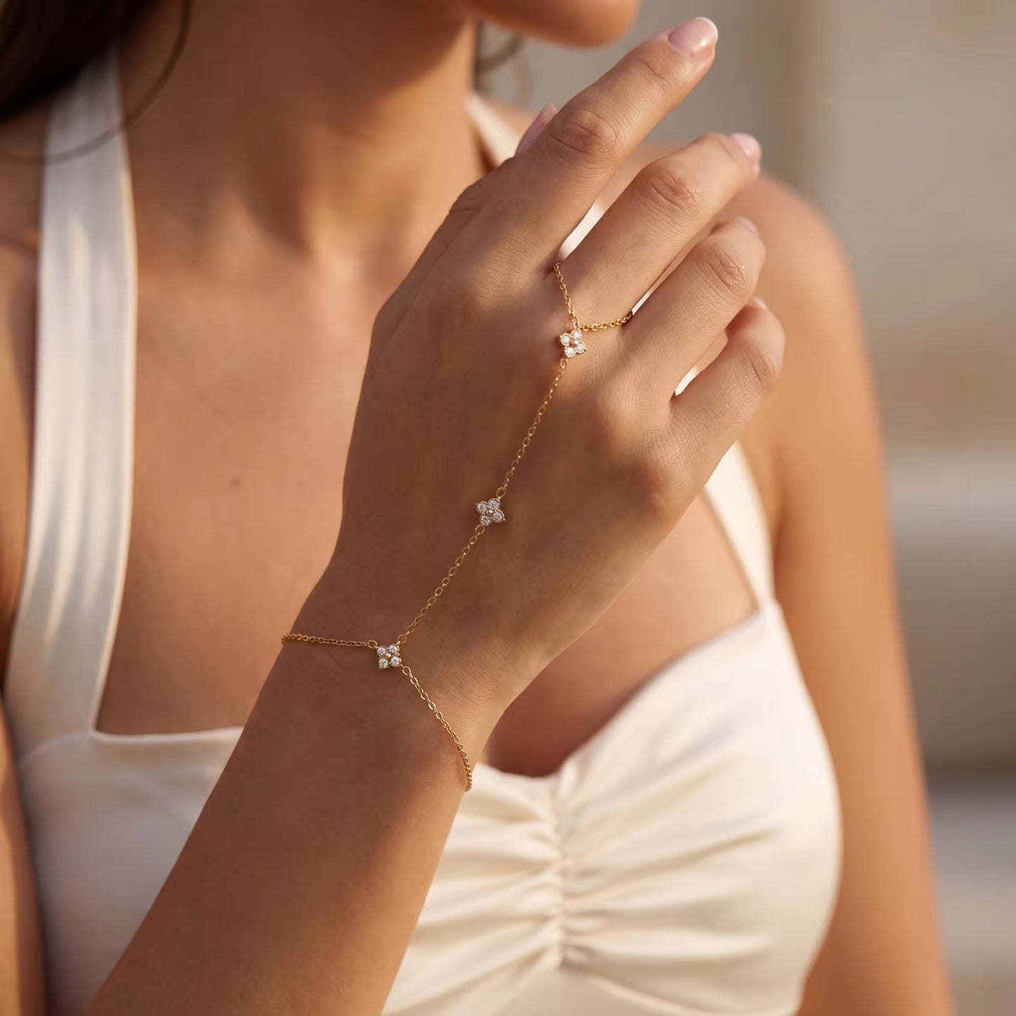 VALARIE HANDCHAIN