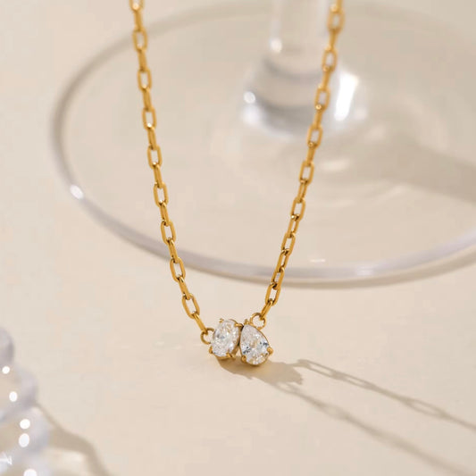 VELINE NECKLACE