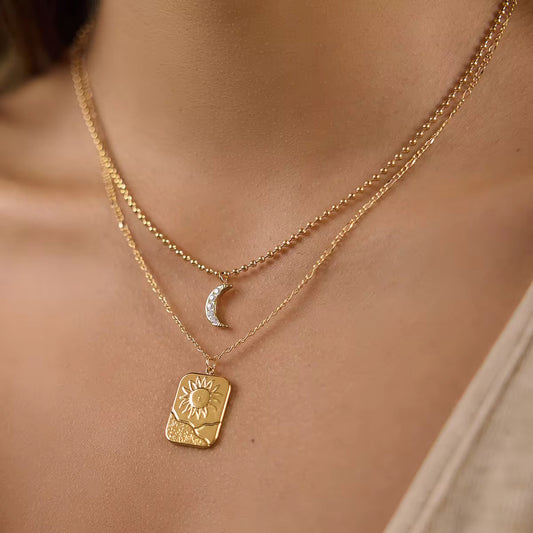 JULI NECKLACE