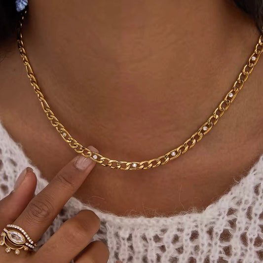 SELIN NECKLACE