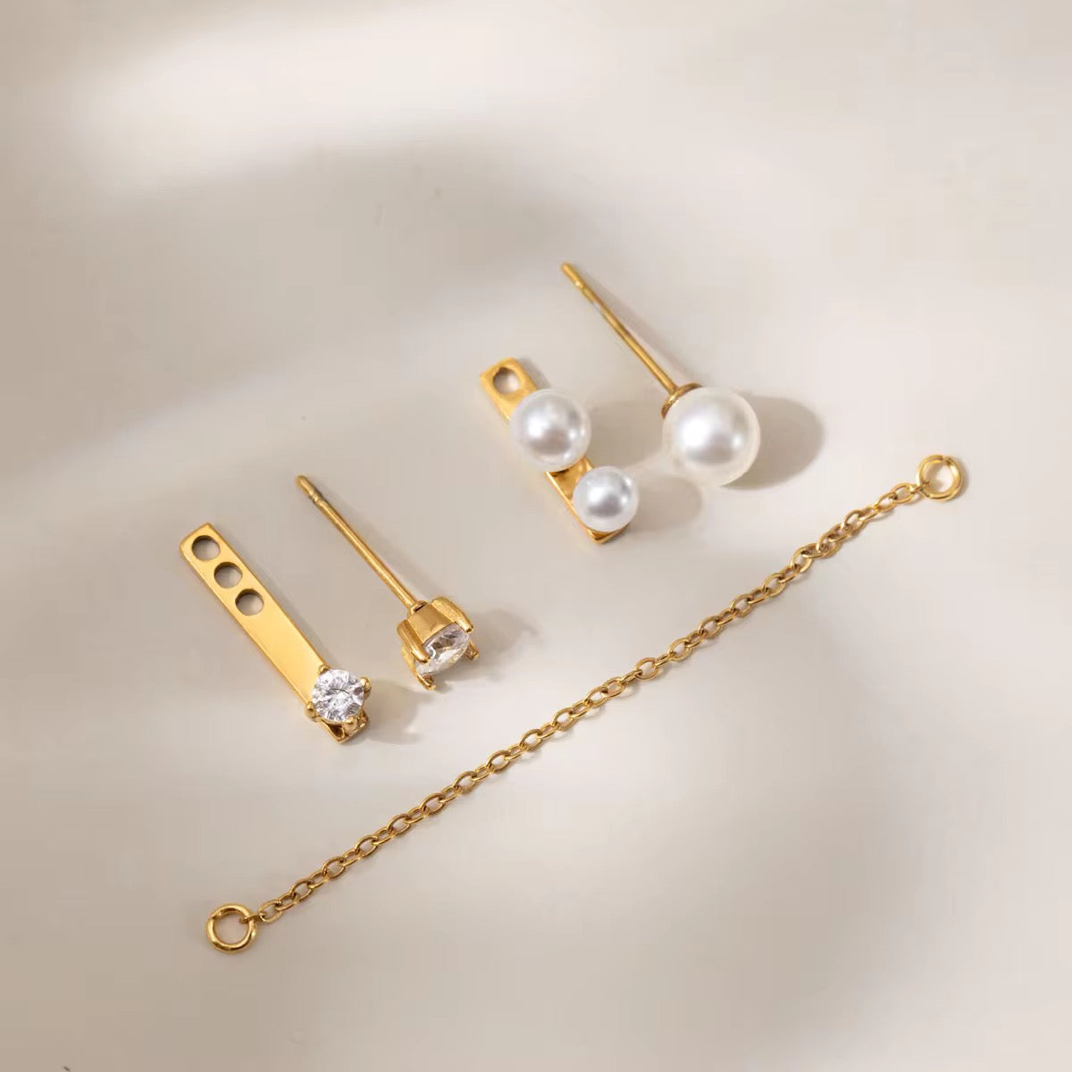 MELISSA EARRINGS (PAIR)