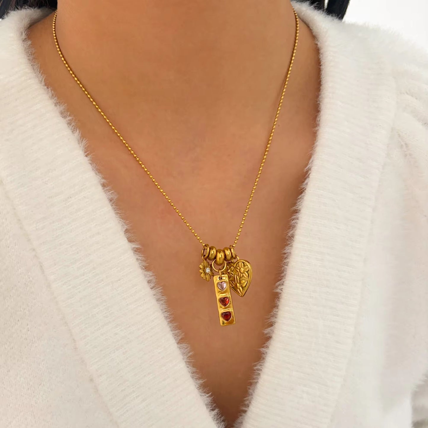 ARIANE NECKLACE