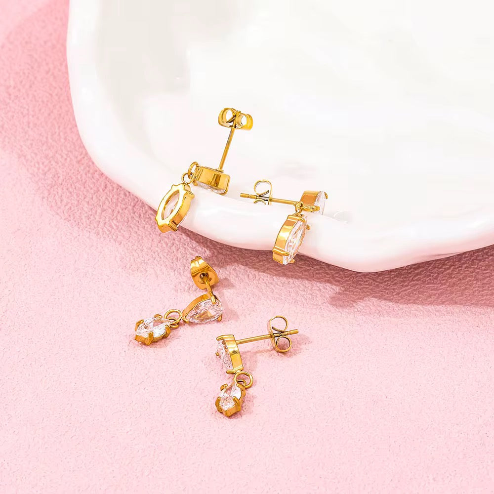 VYNEL EARRINGS