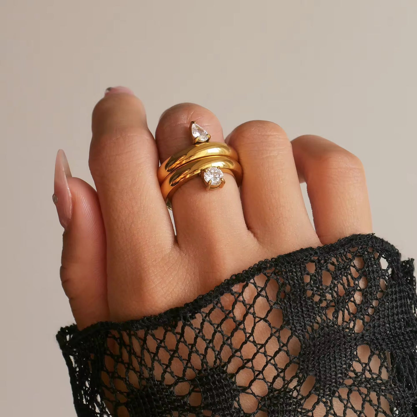 HELIA RING
