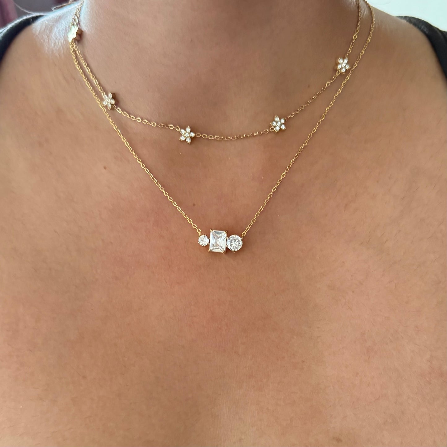 PEONY NECKLACE