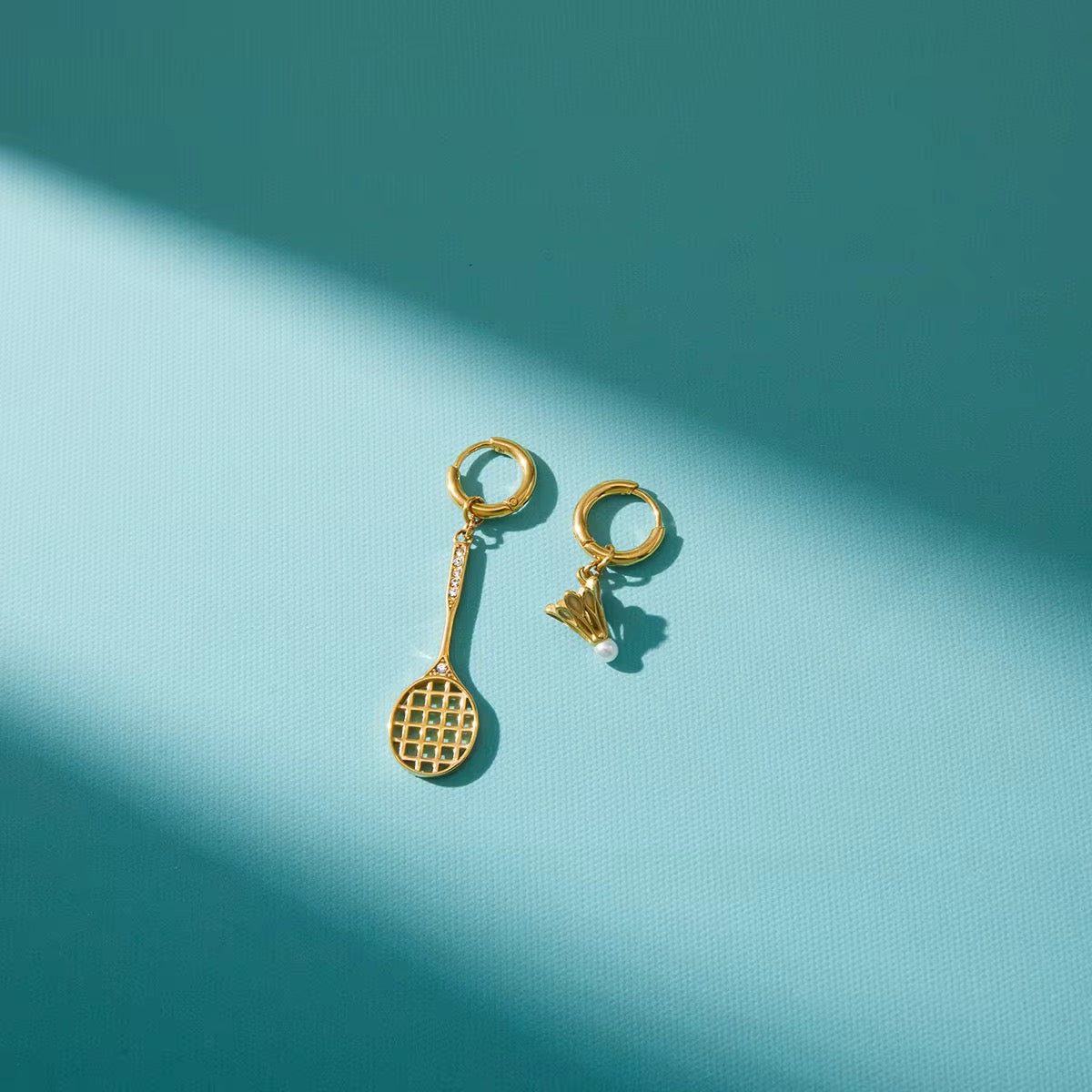 BADMINTON EARRINGS