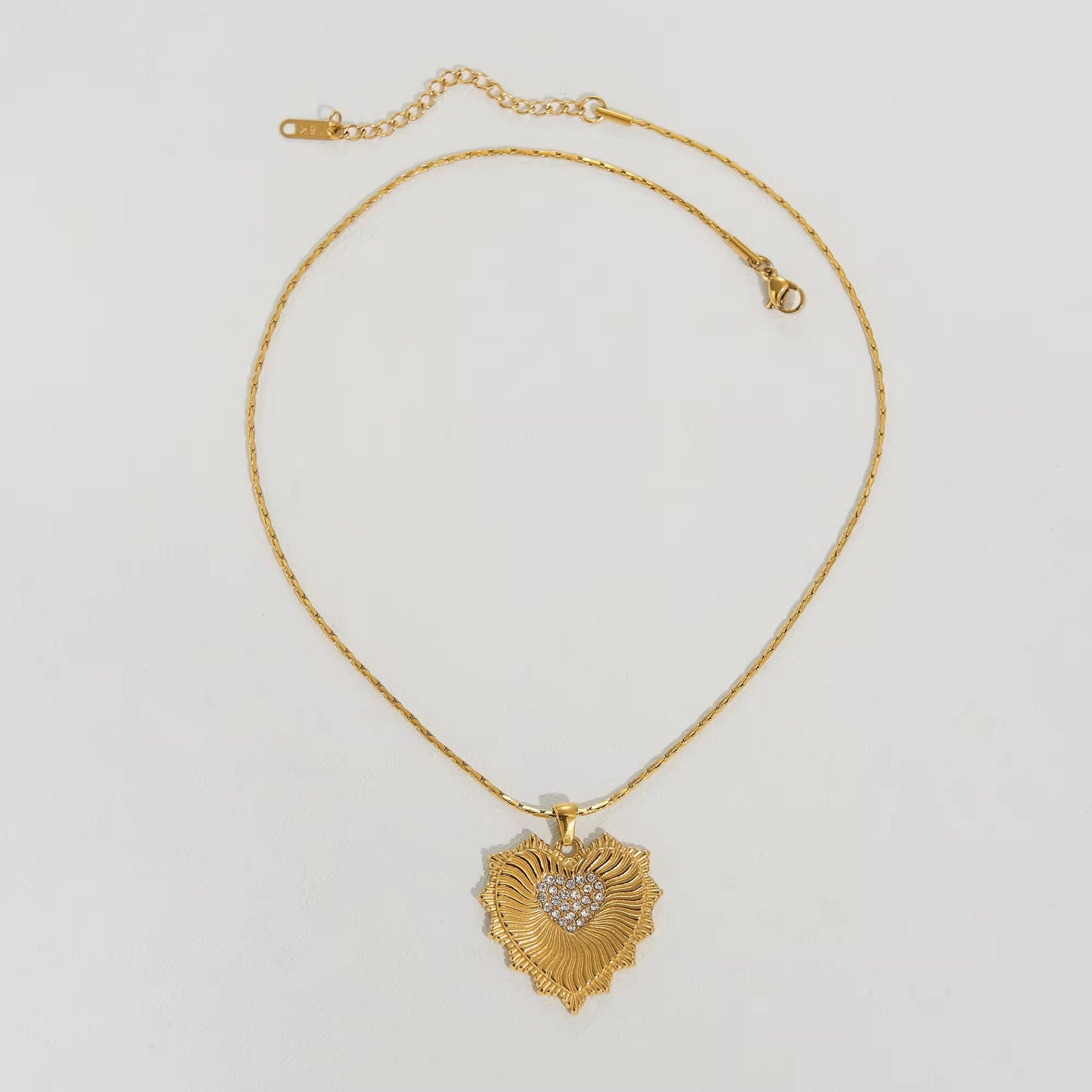 DAWN NECKLACE