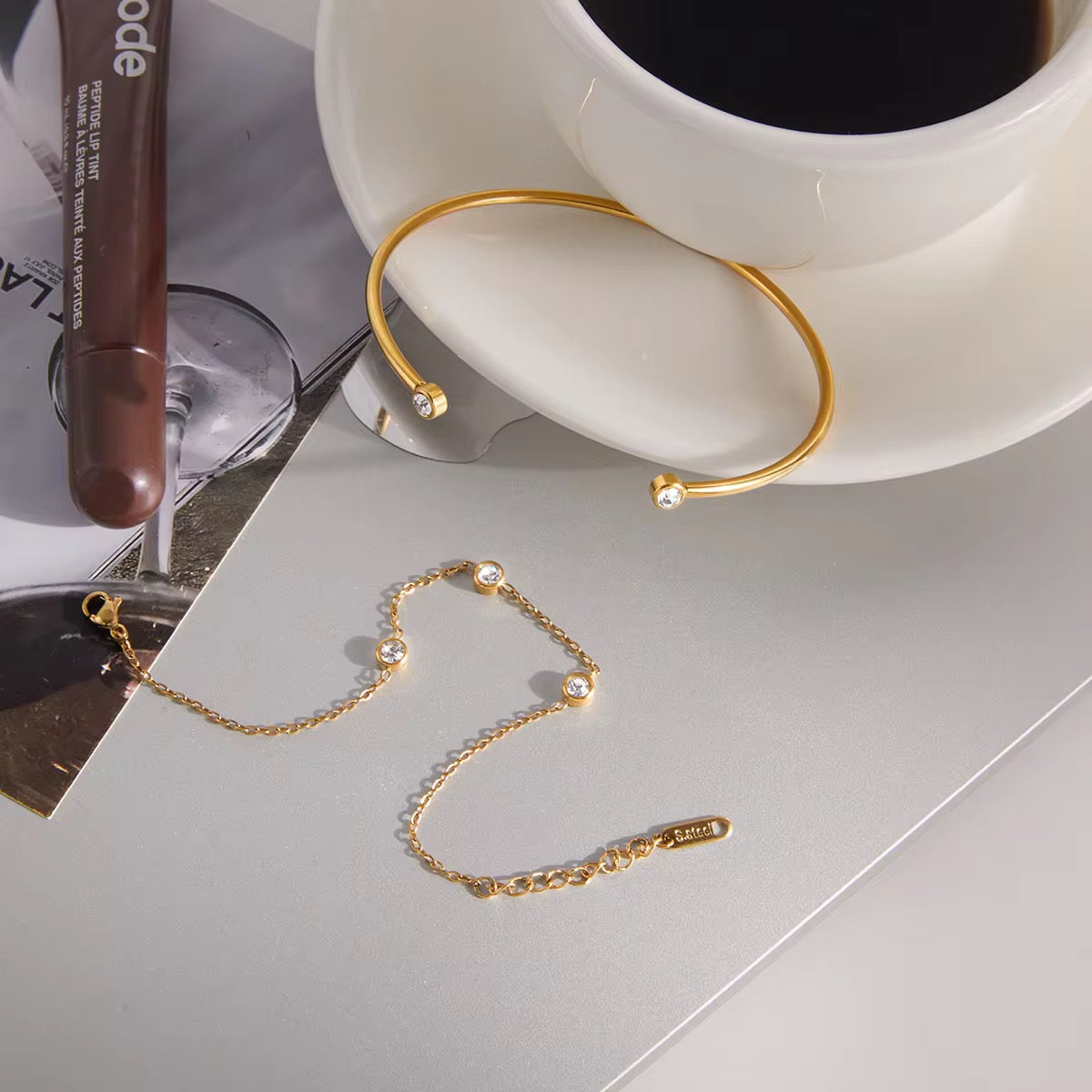 AVALON BRACLET ( SET OF 2)