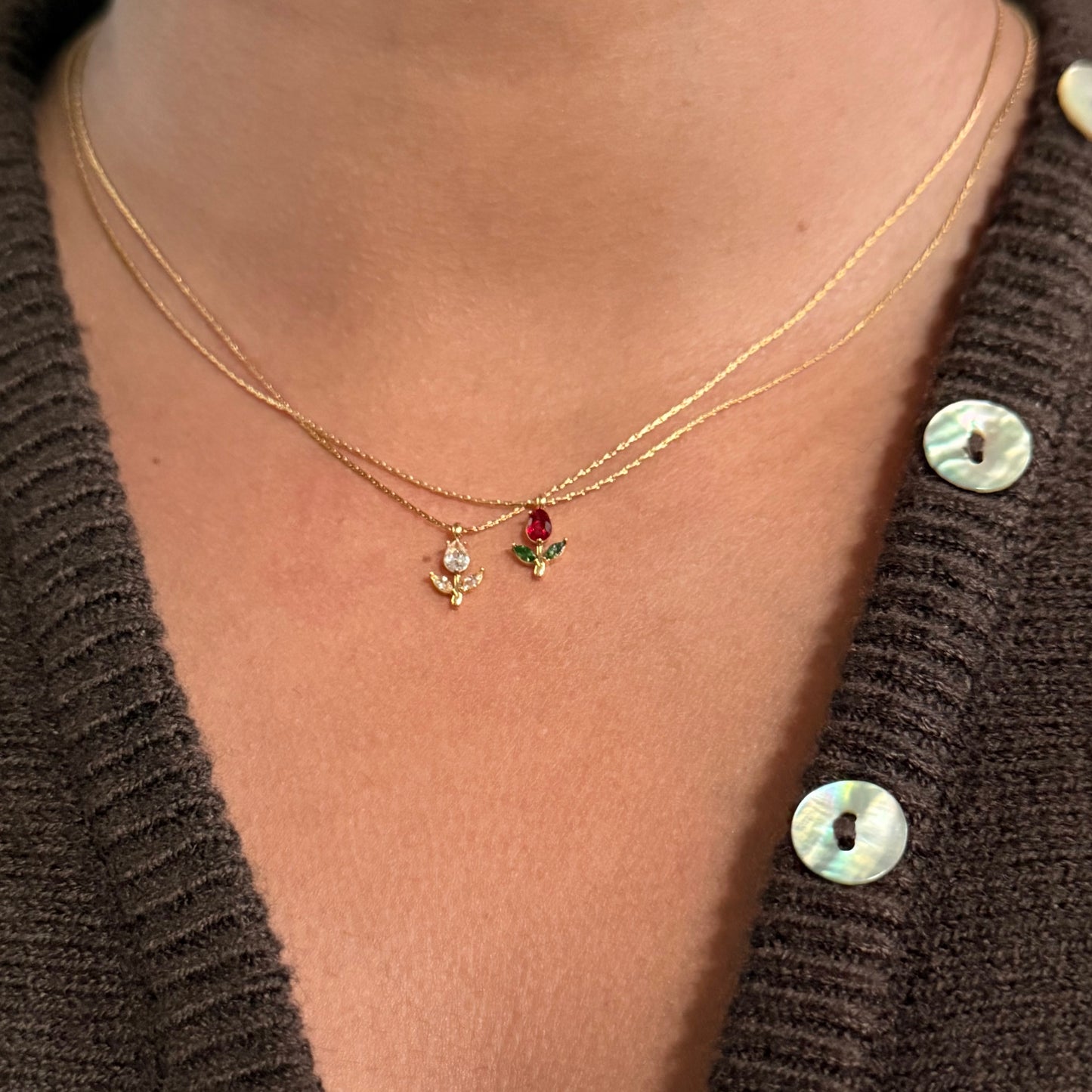 TULIP NECKLACE