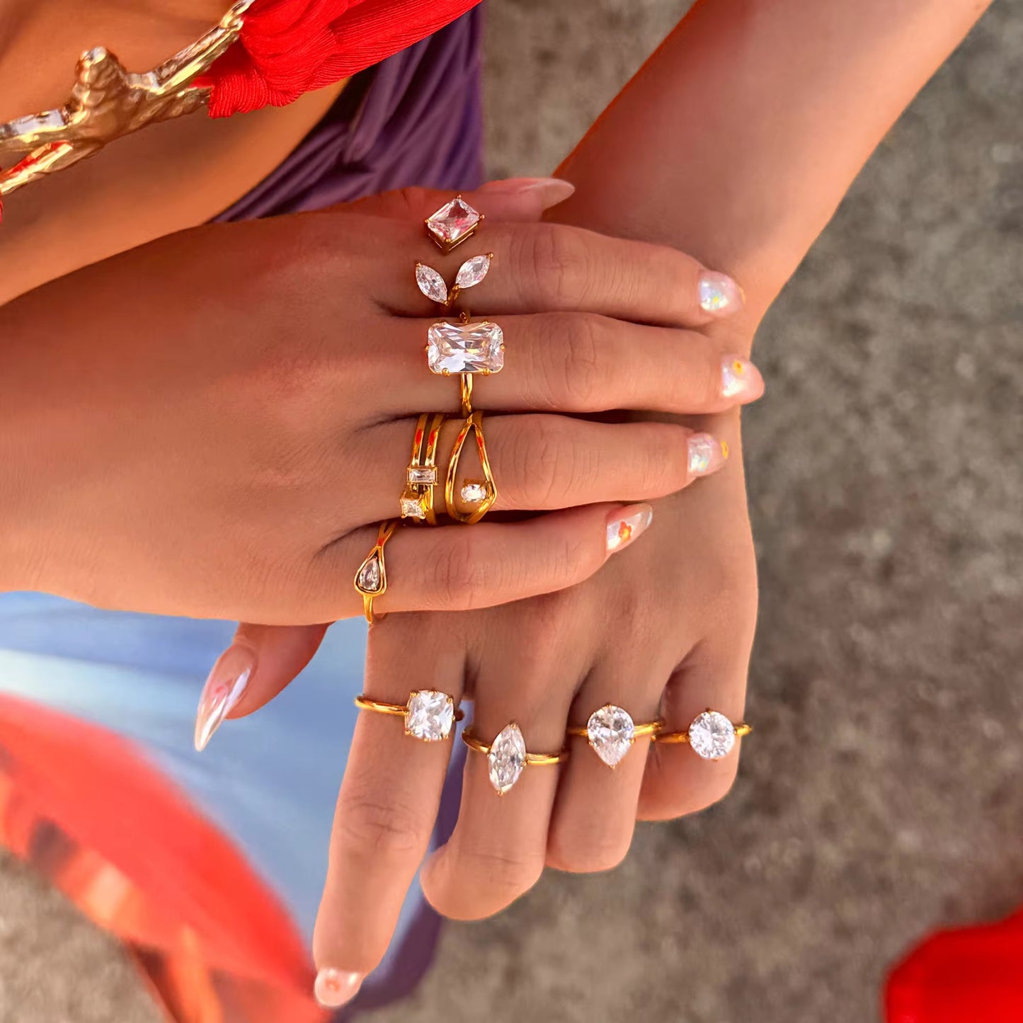 SOLARA RING( ROUND CUT)