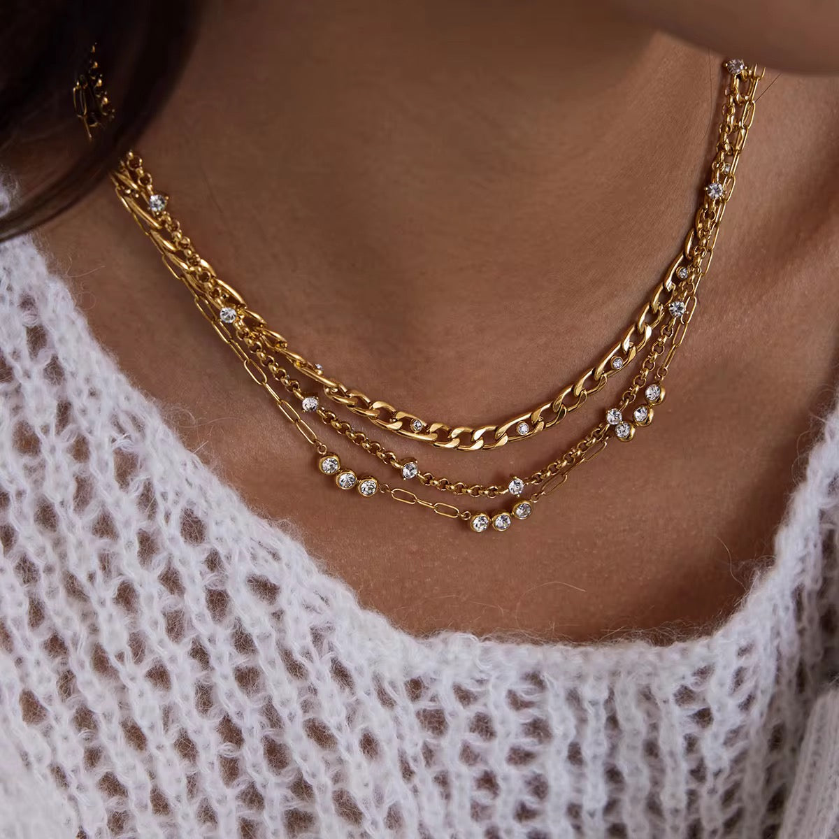 LIORA NECKLACE