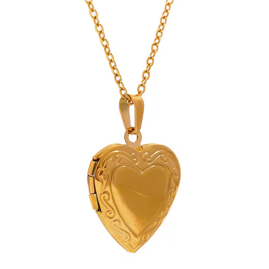 LOCKET OF LOVE NECKLACE