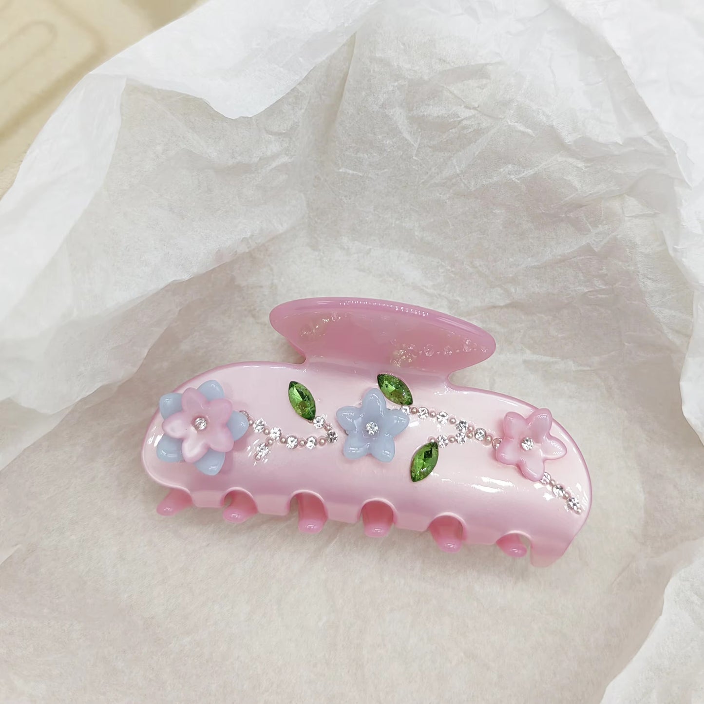 DREAMY CLAW