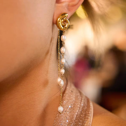 SWIRL EARRINGS