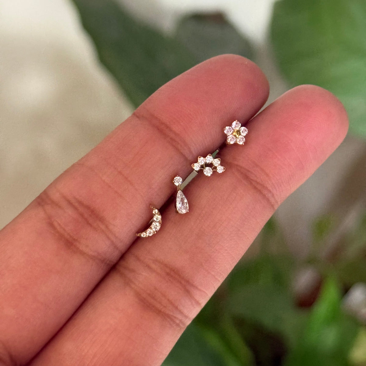 MELLISA STUDS