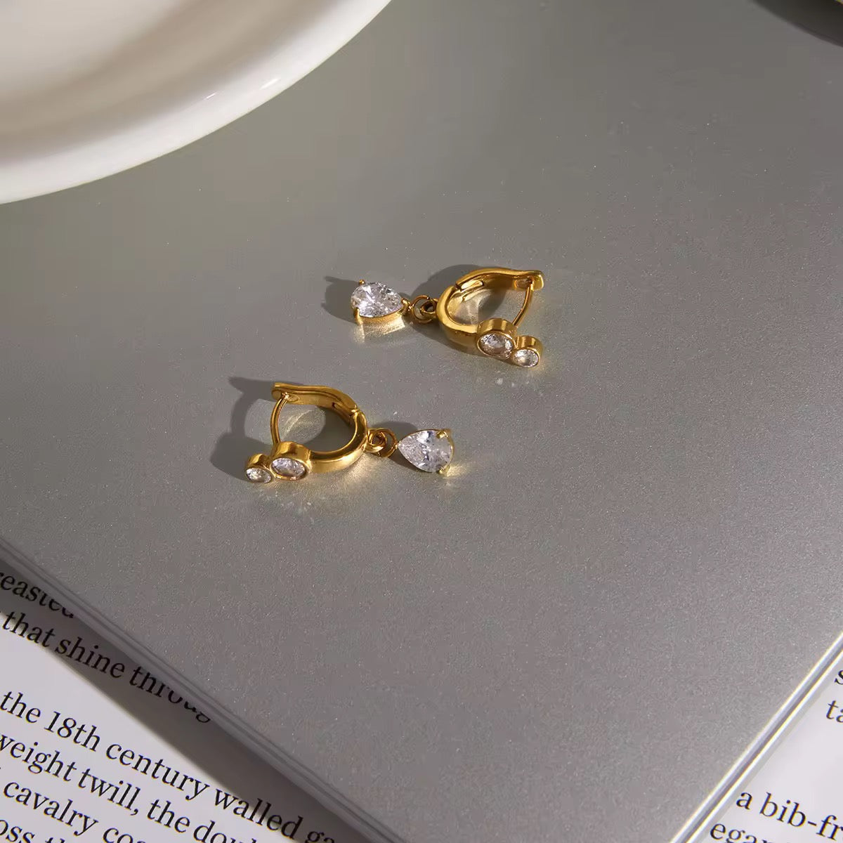 NOVELLE EARRINGS
