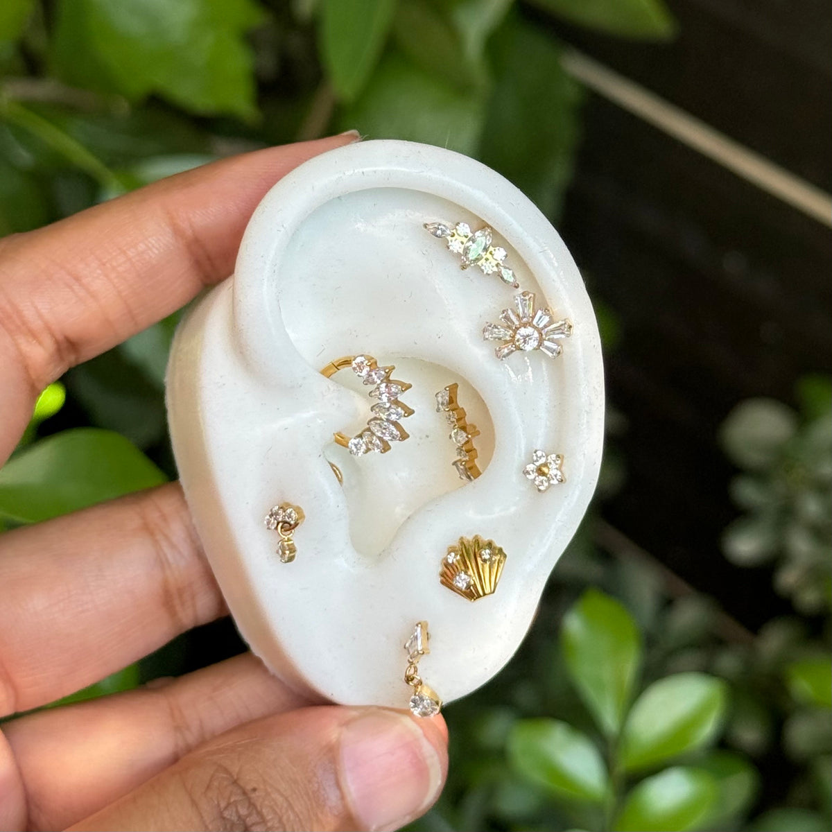 FLORIANE STUDS